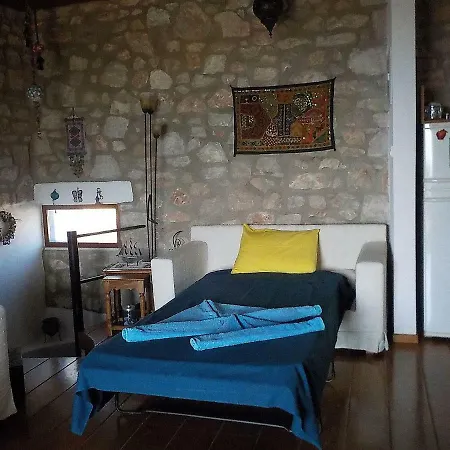 Cozy With Shared Pool At Marchello